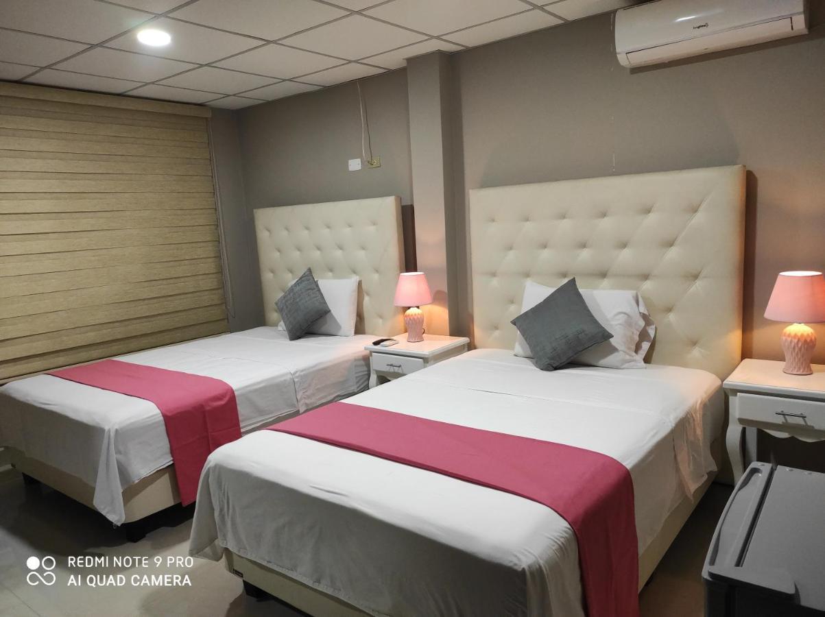 Royalinn Guayaquil Bagian luar foto