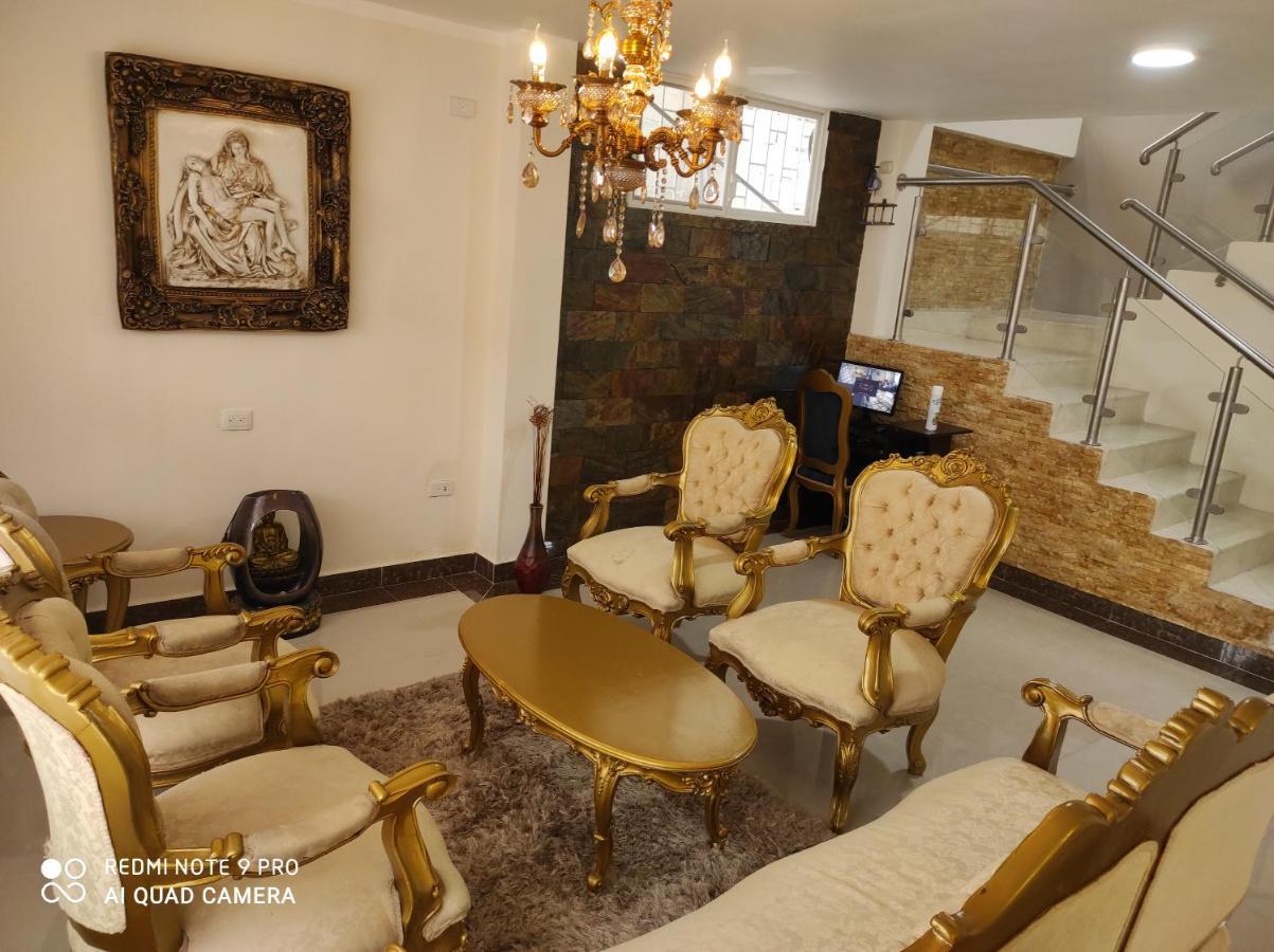 Royalinn Guayaquil Bagian luar foto