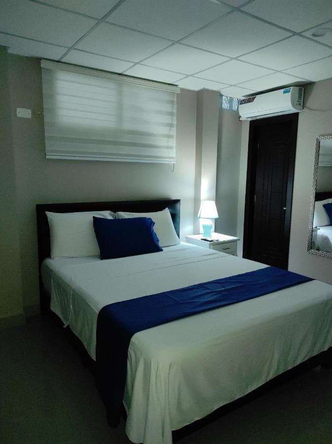 Royalinn Guayaquil Bagian luar foto