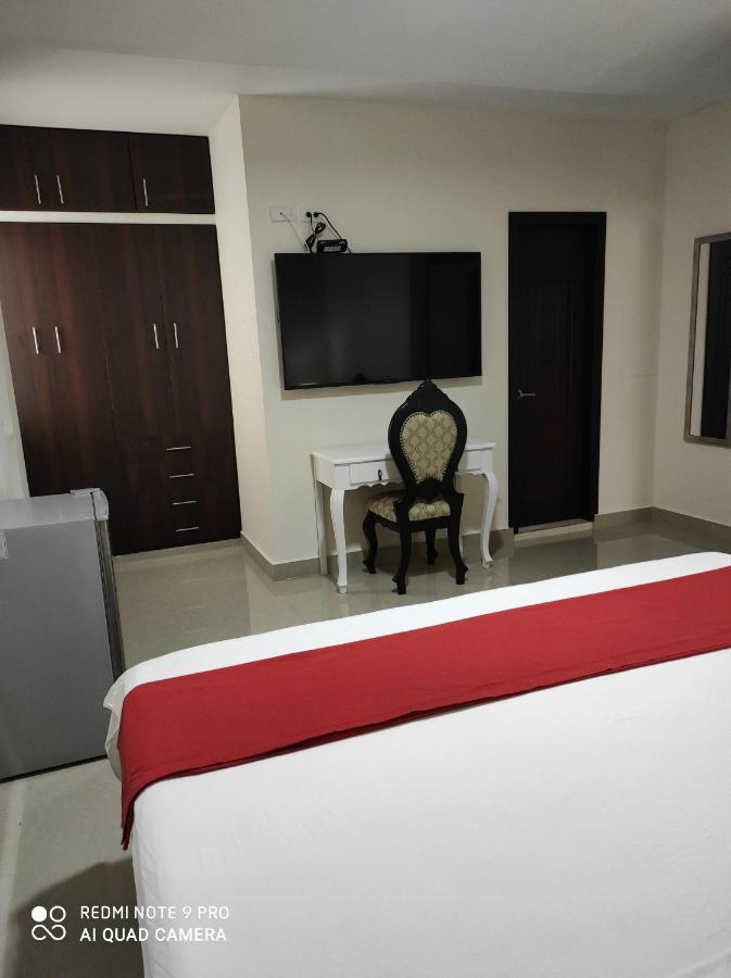 Royalinn Guayaquil Bagian luar foto