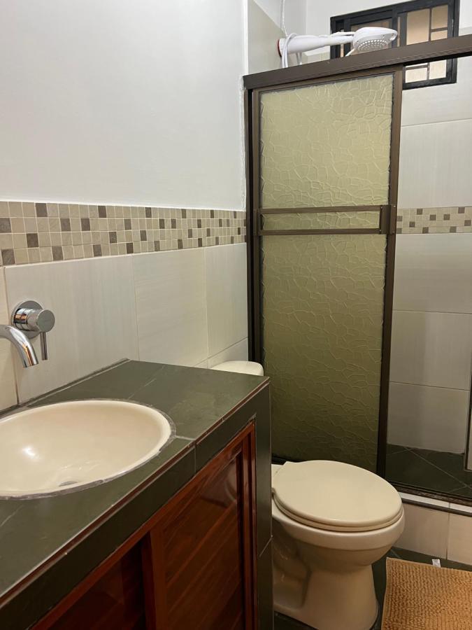 Royalinn Guayaquil Bagian luar foto